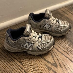 New Balance 530 Toddler (7c) Sneakers